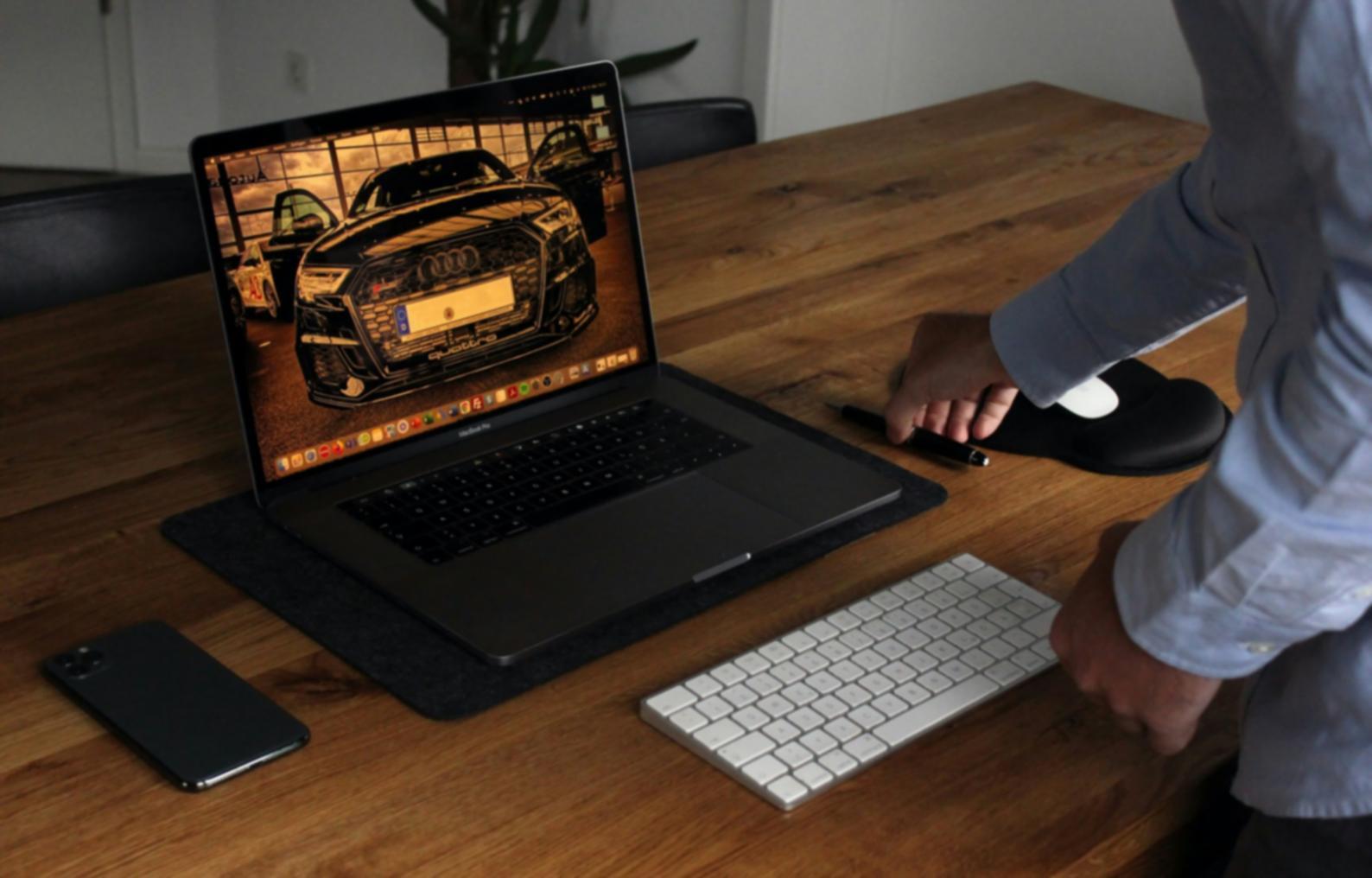 Sessione pratica di progettazione interfacce mobile